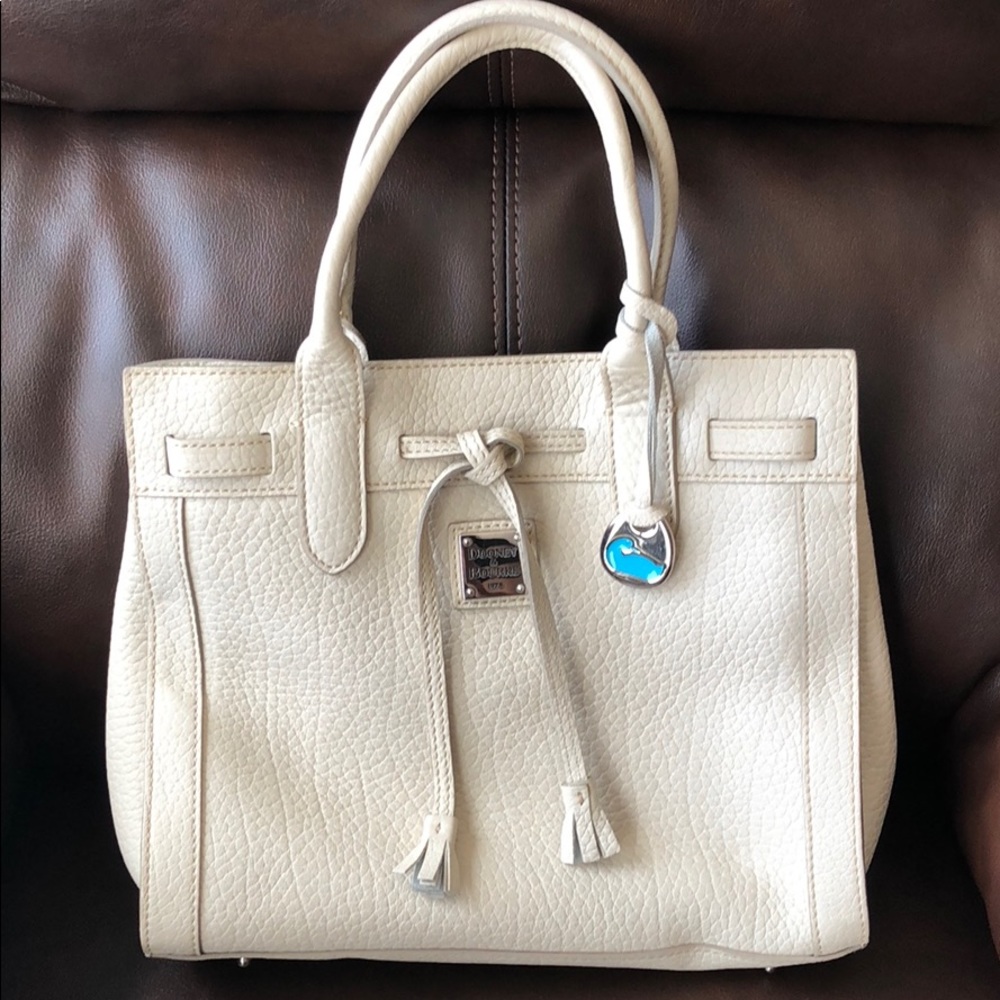 Dooney & Bourke purse